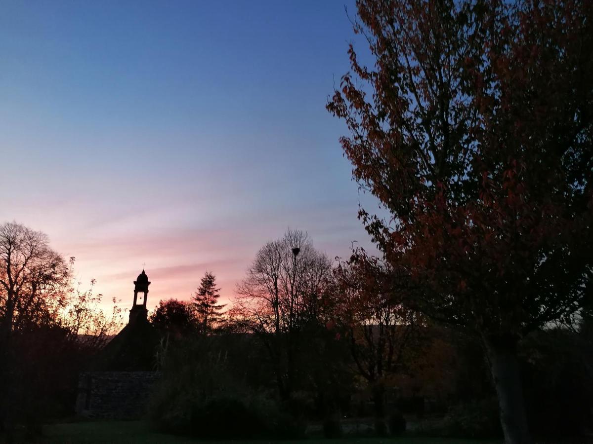 Atypique Dans Chapelle * Briec